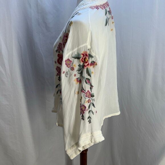 Johnny Was Aurora Kimono white embroidered tassels Sz L EX cond boho - Picture 6 of 10
